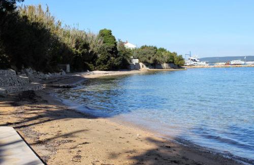 Tkon Apartment | Apartments by the sea Tkon, Pasman - 19914
