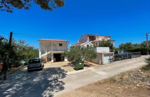 Tkon Apartment | Apartments by the sea Tkon, Pasman - 19914
