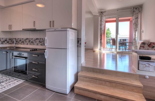 Tomicici Apartment | Apartments Delfin