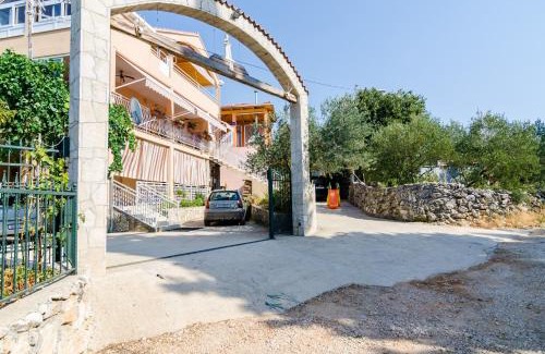 Banici Apartment | Apartments Donita
