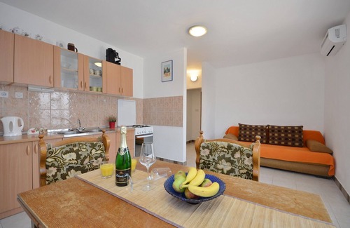 Tribunj Apartment | Apartments Family Apartments Mila With Pool