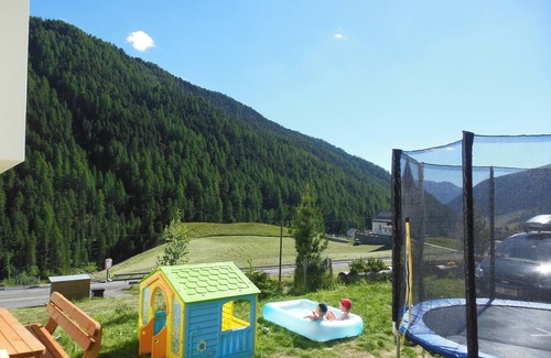 Melago Apartment | Apartments in the most beautiful panoramic location for families and groups (alpine)