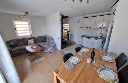 Kastel Gomilica Apartment | Apartments Kastilac with sea view