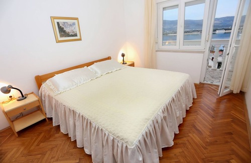 Municipality of Trogir Apartment | Apartments Nena (57331-A2) - Zedno (Ciovo)