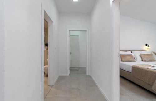 Mastrinka Apartment | Apartments with parking space Mastrinka, Ciovo - 23789