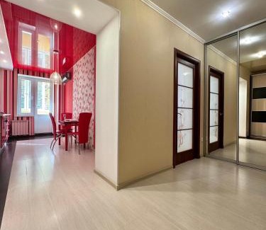 Sukhinovka Apartment | ApartPoltava Неповторні апартаменти в ЦЕНТРІ Полтави КОРПУСНИЙ ПАРК