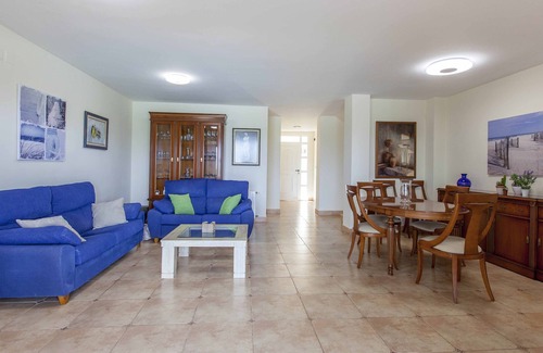 Almarda Ski Chalet | ApartUP Canet Beachfront Home