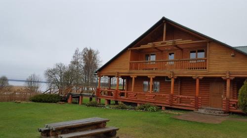 Latgale House | Apelsīns