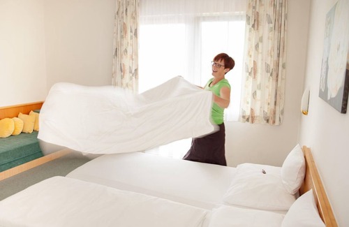 Bad Waltersdorf House | Apfelsuite 1 Nacht Frühstück - Hotel-restaurant Teuschler-mogg