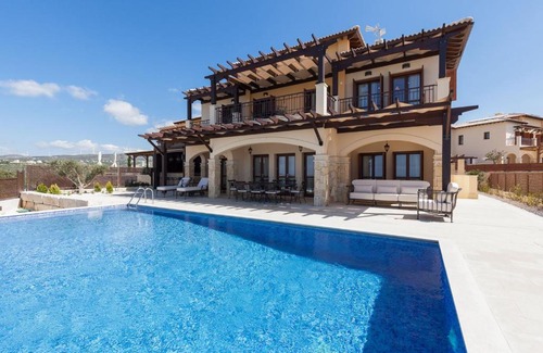 Aphrodite Hills Resort | Aphrodite Hills Rentals - Mythos Collection Villas