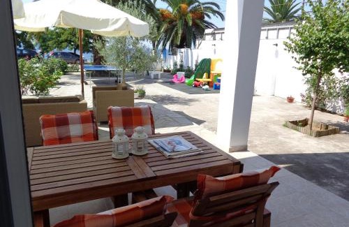 Psakoudia Apartment | Apocalypsis Studios-Apartments