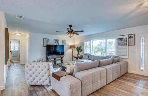 Apollo Beach House | Apollo Beach Oasis Lanai and Heated Pool!