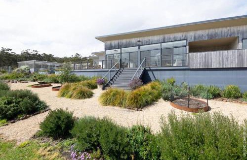 North Bruny House | Apollo's Rest