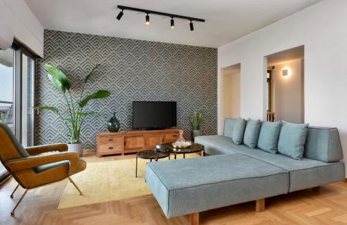 Ampelokipoi Apartment | Apollo Tower Athens Center 360oView Luxury Apt