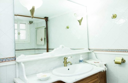 Delfoi House | Apollon Stone Villa in Delphi with Stunning View