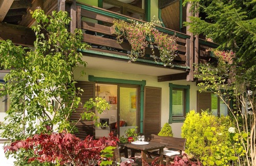 Dorfgastein Apartment | App."Anderl" 4 bedrooms/2 bathrooms/toilet/balcony, 7-10 people. - Ladinger, country house