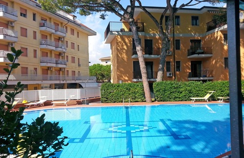 Eraclea Mare House | app. no. 8 Elite condo with pool, sunbeds and play area, wi-fi