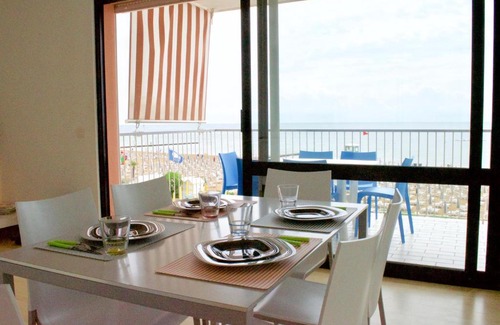 Lido di Jesolo Apartment | App4rent Augustus Sea View - Family House - wifi&parking - 3 rooms
