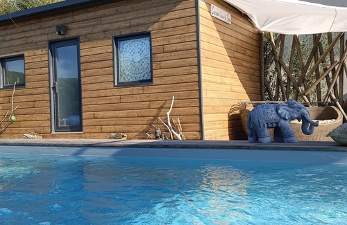 Saint-Saturnin-les-Avignon Apartment | Appartement Cosy Avec Option SPA