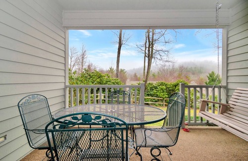 Blowing Rock Condo | Appalachian 2 | Fireplace, Restaurant, Pool, Spa