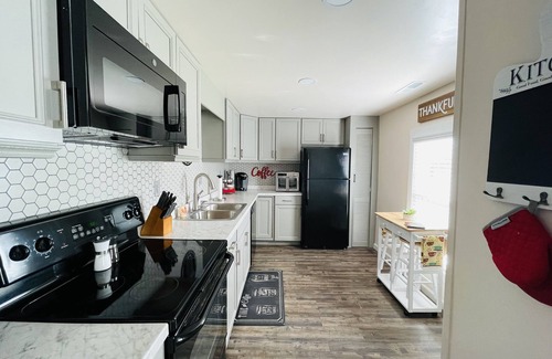 Galax Apartment | Appalachian Lofts - Fiddlers Roost