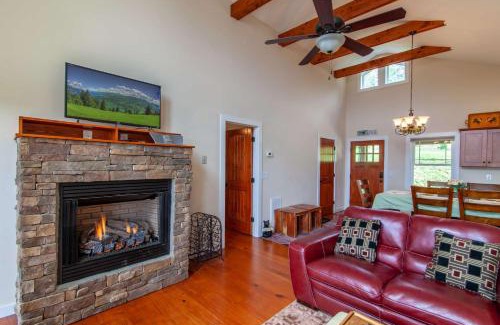 Blowing Rock House | Appalachian Ski Mountain Chalet