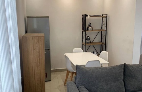 Barumbu Apartment | Apparemment Meublé en Plein Centre-ville de Kinshasa. À Côté de Luniversité W.B