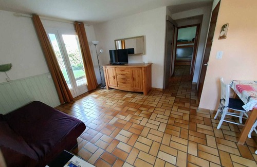 Baratier Apartment | Apparently of 44m2 in Rez of garden located at 15km of the station of Orres