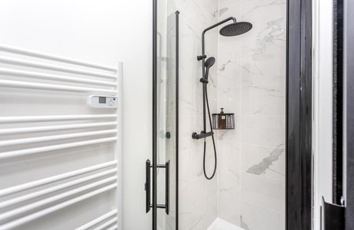 Epinettes Apartment | APPART Clichy F