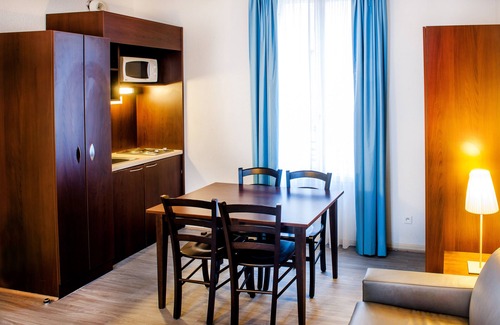 Lourdes House | Appart'hôtel Saint Jean