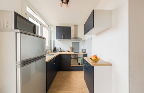 Le Pradet Apartment | Appart "les Elfes" T2 - 3 - 200 m de la Plage