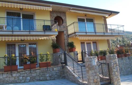 Magugnago Apartment | Appartamenti Mary