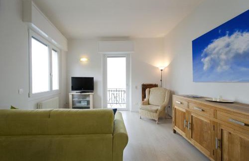 Torri del Benaco Apartment | Appartamento a 5 metri dal lago