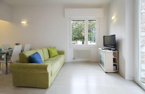 Torri del Benaco Apartment | Appartamento a 5 metri dal lago