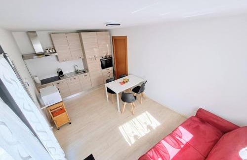 Morbegno Apartment | Appartamento Aurora in Valtellina - Accogliente alloggio tra lago e montagna