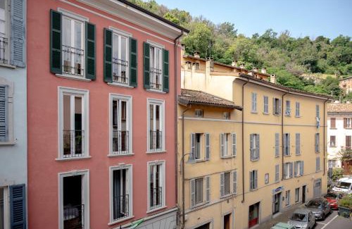 Como Apartment | Appartamento Borgovico Antico