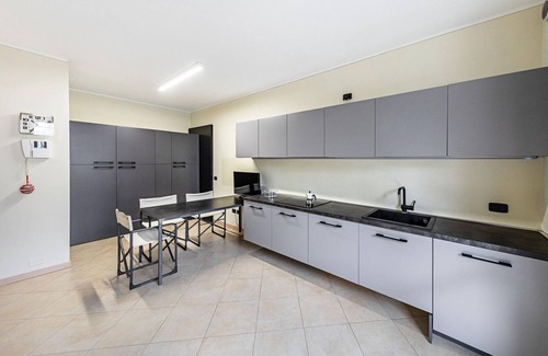 Toscolano Maderno Apartment | Appartamento in Villa Beatrice PT 7