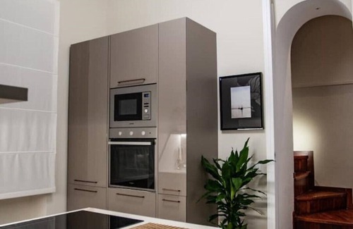 Taranto Apartment | Appartamento in palazzo d'Epoca nel centro della città Taranto, Puglia