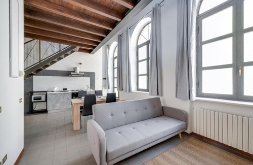 Aggregazione Rionale 1 Apartment | Appartamento La Quercia - Affitti Brevi Italia