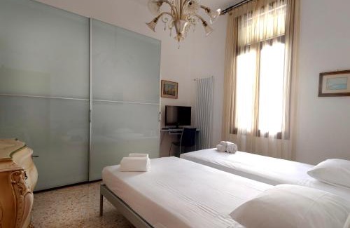 Dorsoduro Apartment | Appartamento Margherita