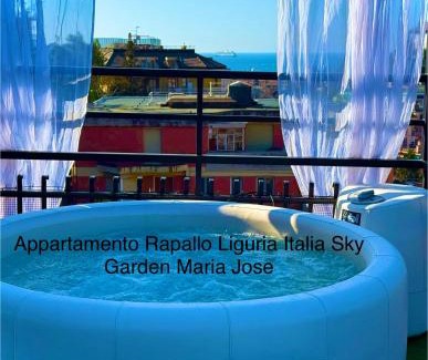 Rezza Apartment | Appartamento Rapallo - Le 5 Terre - Portofino - Sky Garden Maria Jose - Attico vista mare - Terraces - 2 bagni- 2 Camera da Letto - Box, Wi-fi, Idromassaggio Free inteiro Attico per Voi, con Ascensore