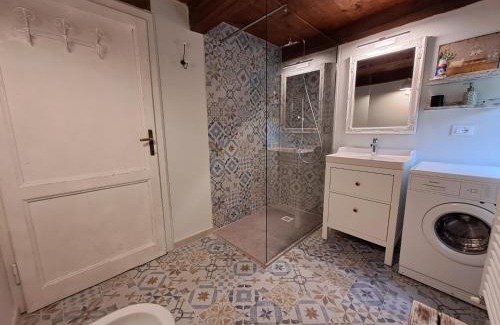 Castel Focognano Apartment | Appartamento Vigne & Lavanda