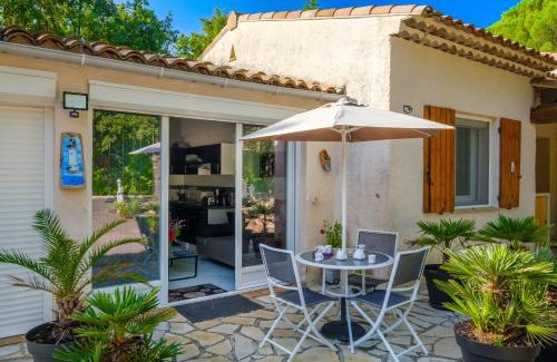 Saint-Cezaire-sur-Siagne Apartment | Appartement Lou Paradou