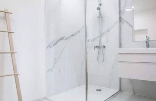 Onze-Lieve-Vrouw-ter-Sneeuw Apartment | Appartement 1 Chambre Flambant Neuf en Centre Ville