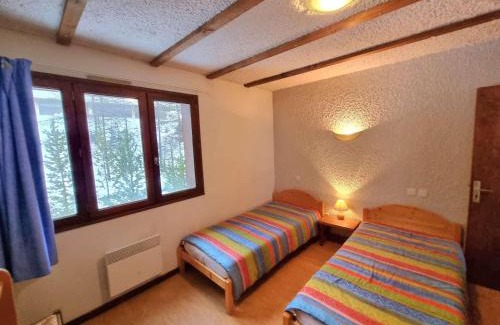 Saint-Michel-de-Chaillol Apartment | Appartement 4 pers, balcon sud, parking, wifi, animaux admis - FR-1-393-3