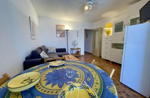 Saint-Nazaire Apartment | Appartement 2 pièces cabine 6 couchages ST CYPRIEN PLAGE SC220-007