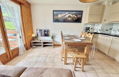 Praz-sur-Arly Apartment | Appartement 2 pièces cabine à Praz-sur-Arly - 6 personnes avec parking - FR-1-603-10