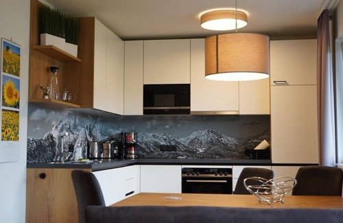 Atripalda Apartment | Appartement 3 mit 2 Schlafzimmer, Bad, 2 WC - SUN Hill Appartements