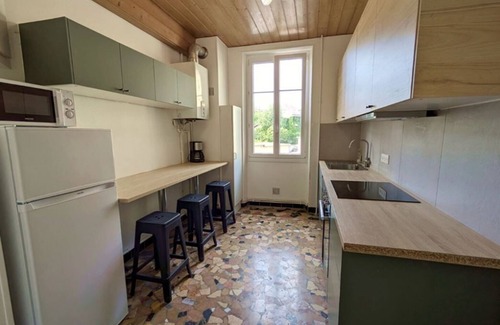 Besancon Apartment | Appartement Ancien Rénové et Spacieux à Louer