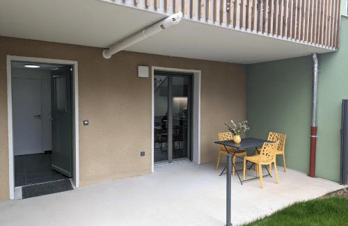 Paladru Apartment | Appartement avec terrasse LO du Lac - Paladru
